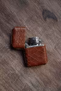 فندک زیپو بنزینی کاور چرم- 3525