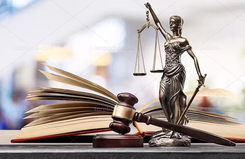 عکس مفهومی قانون و دادگاه | گرافیک با طعم تربچه