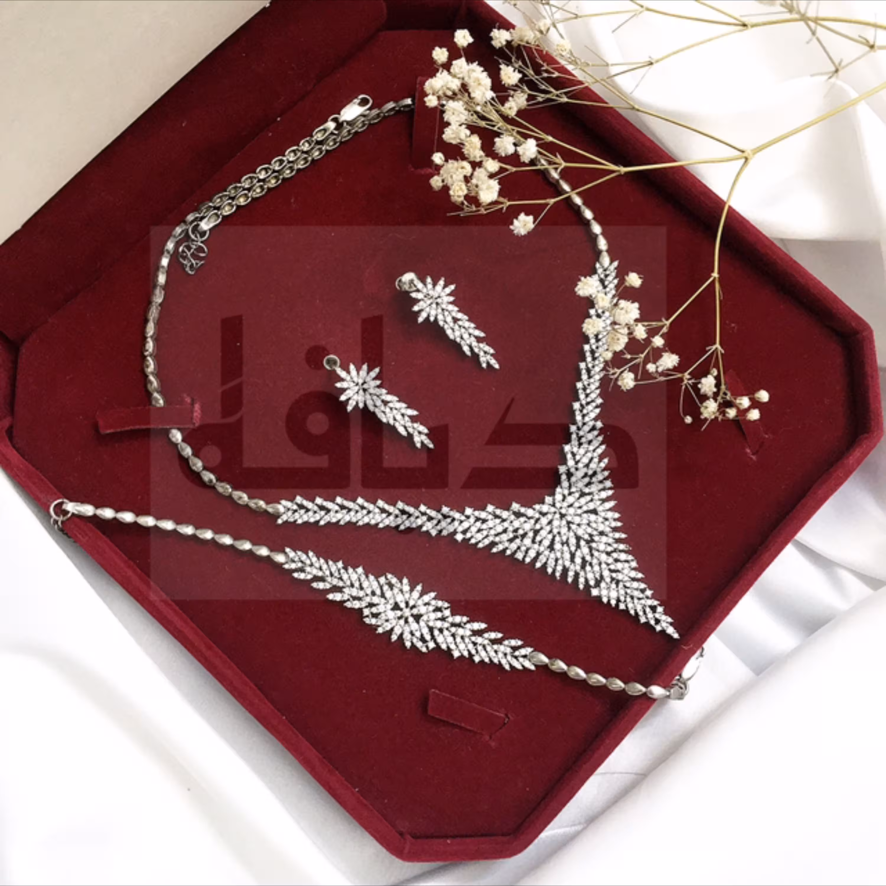 سرویس عروس طرح جواهر نقره ایتالیا عیار 925 با فاکتور