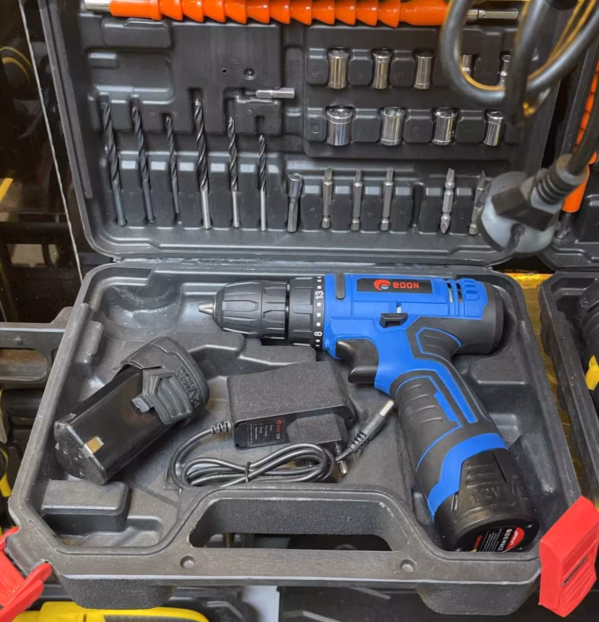 دریل شارژی 12 ولت دو باتری ادون با لوازم مدل 1210