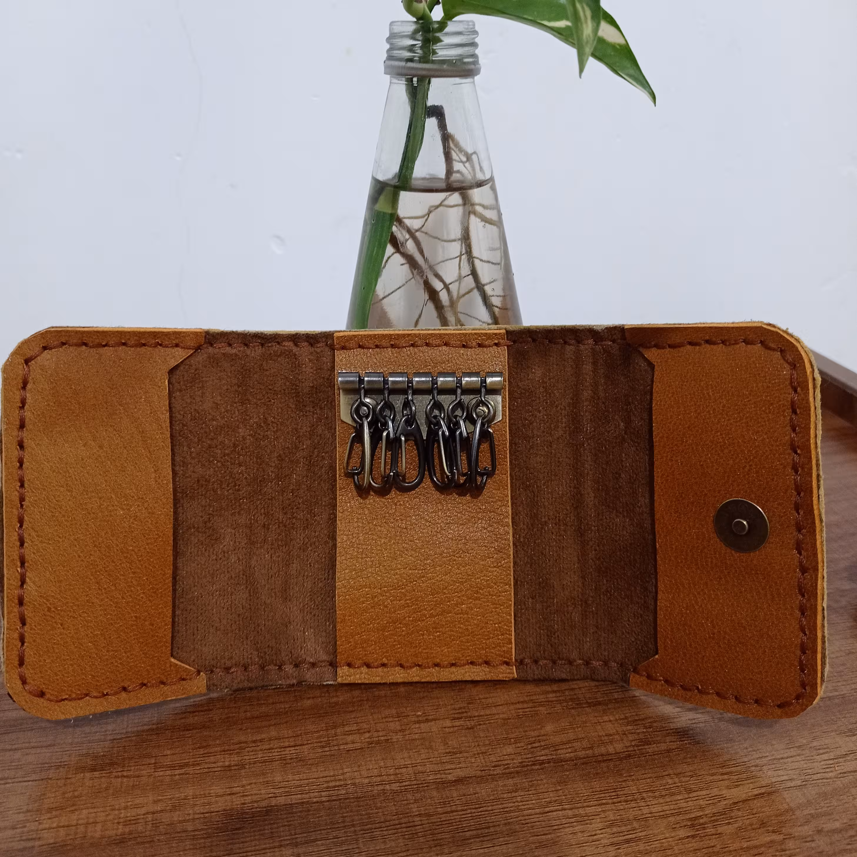 جاکلیدی ودسته جاسوئیچی