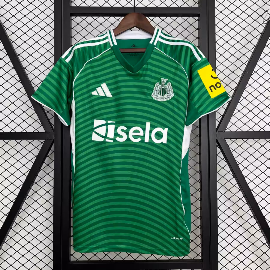 لباس دوم نیوکاسل 2026-2025 | هوادار