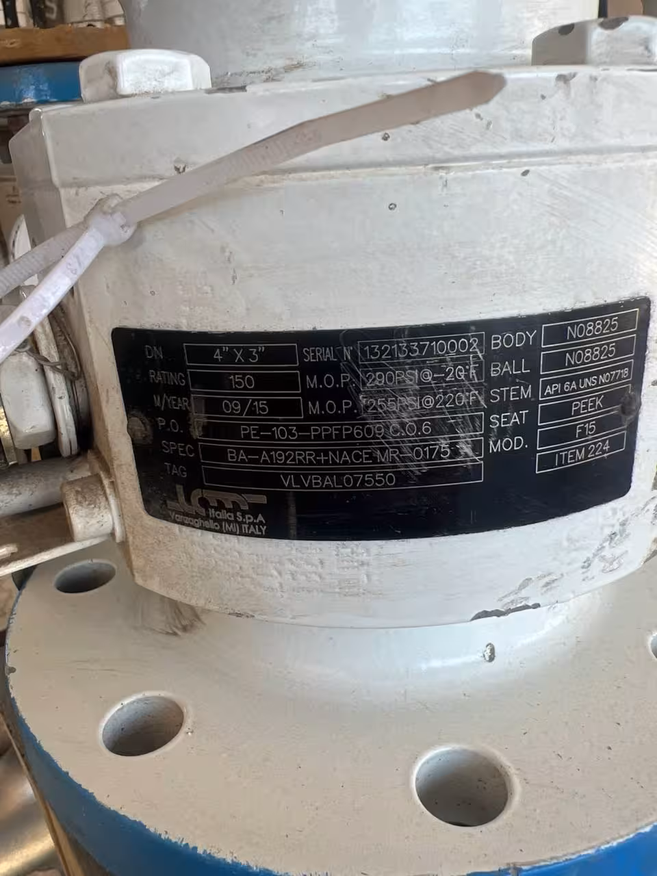 شیر توپی ردیوس بر 4"به 3" کلاس 150 ریس فیس بادی متریال UNS 08825 بال UNS 08825, استیم API6A UNS07718, سیت PEEK,
