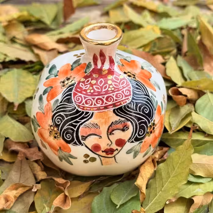 انار سرامیکی دختر پاییزی طرح دو