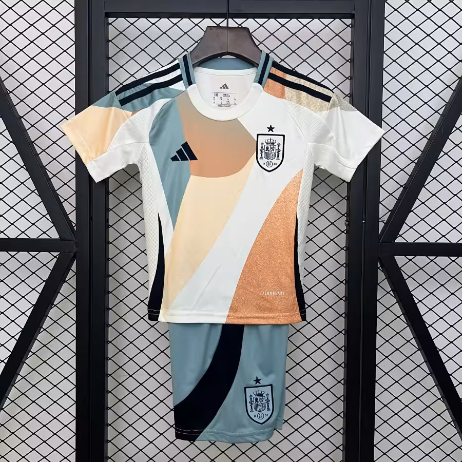 لباس بچه گانه اسپانیا یورو 2025