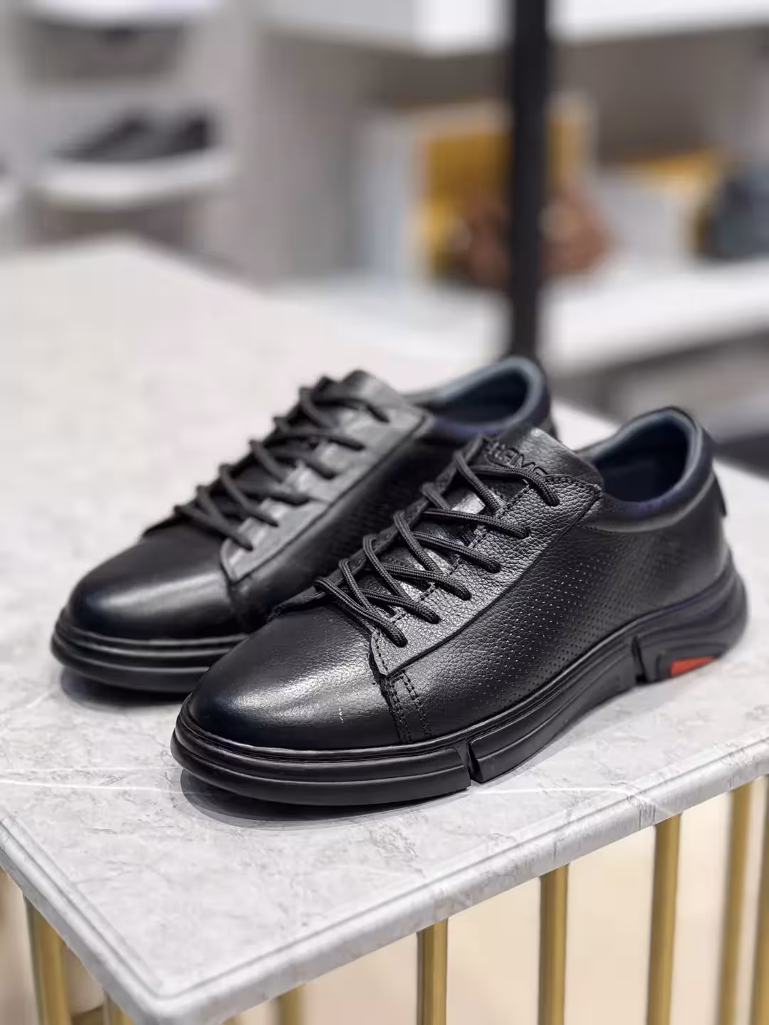 چرم مردانه بند دار کد s4 رنگ مشکی سایز 44