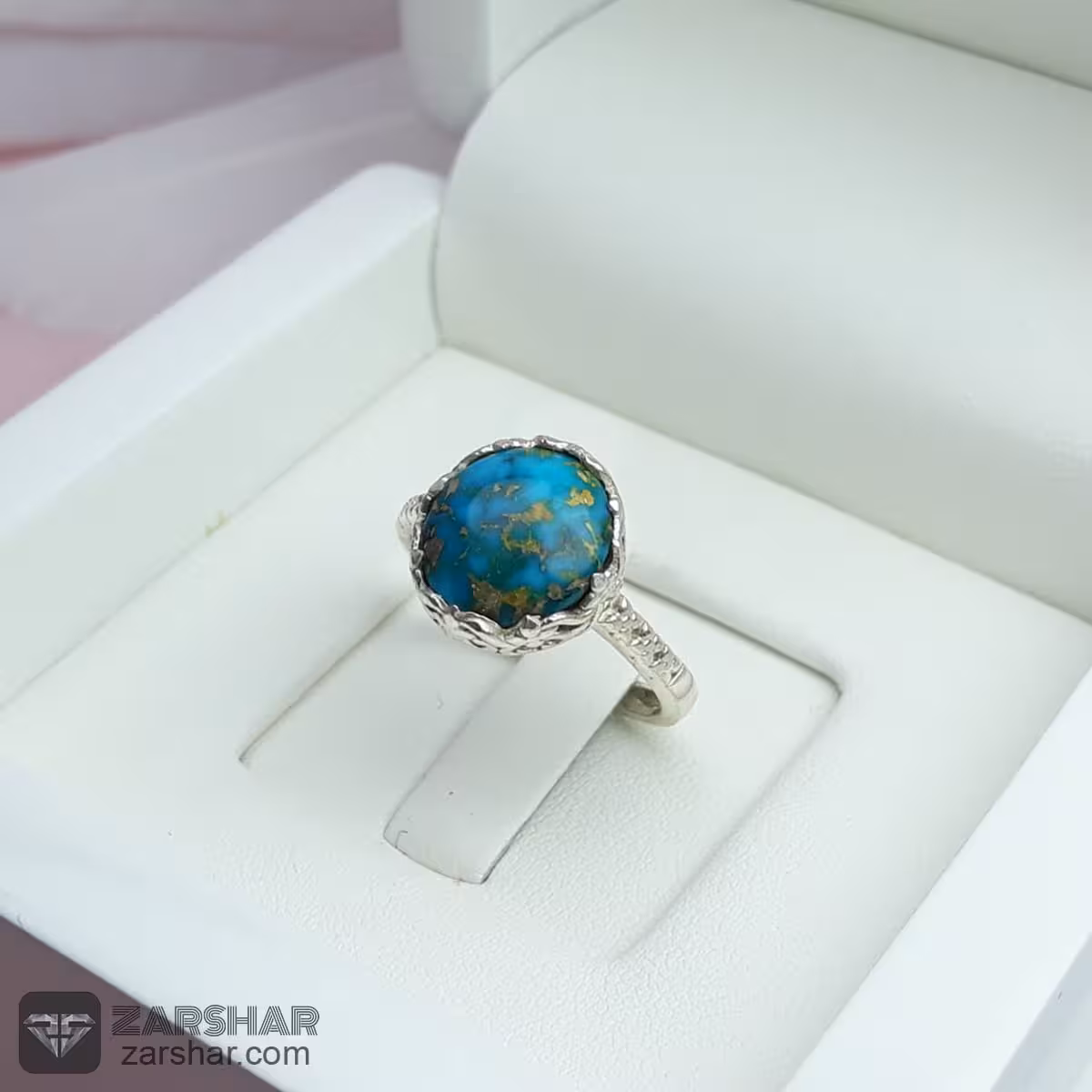 انگشتر فیروزه نیشابوری زنانه با رکاب ماشینی