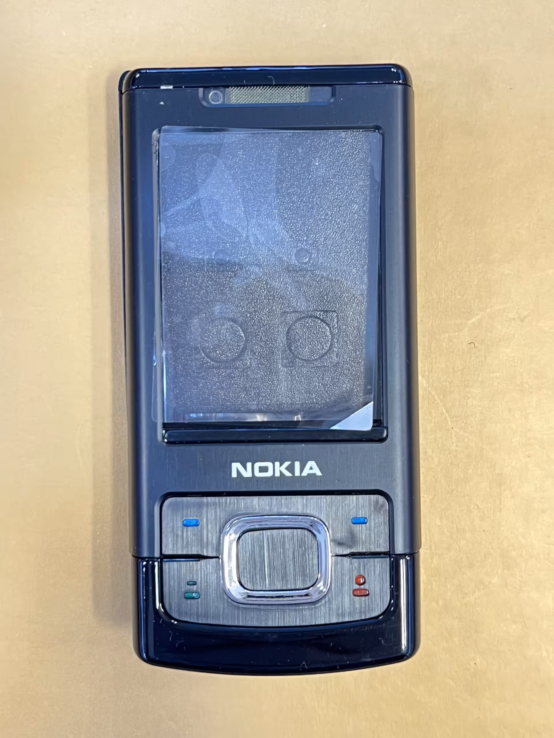 قاب نوکیا مدل Nokia 6500 SLIDE کیفیت جنس : ساخت کره – های کپی درجه 1 نو و آکبند ( رنگ مشکی) کامل با شاسی “اصالت کالا”:”ساخت کره – های کپی درجه 1″