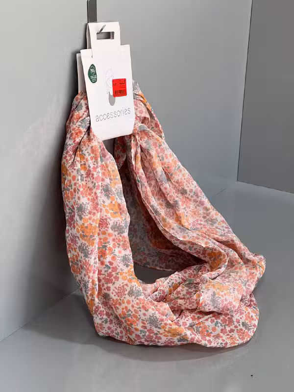 شال‌گردن رینگی تابستانی زنانه طرح گلهای ریز