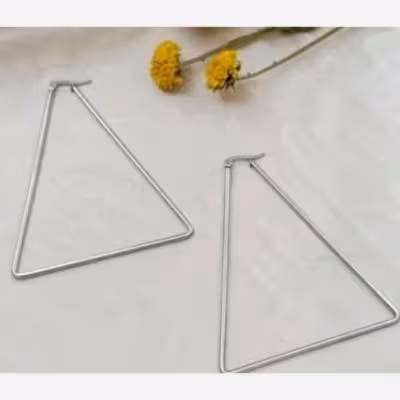 گوشواره حلقه ای مثلثی نقره ای استیل - رنگ ثابت