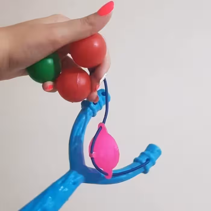 اسباب بازی تیرکمان 3 عددی همراه 9 عدد توپ    تیرکمون توپی