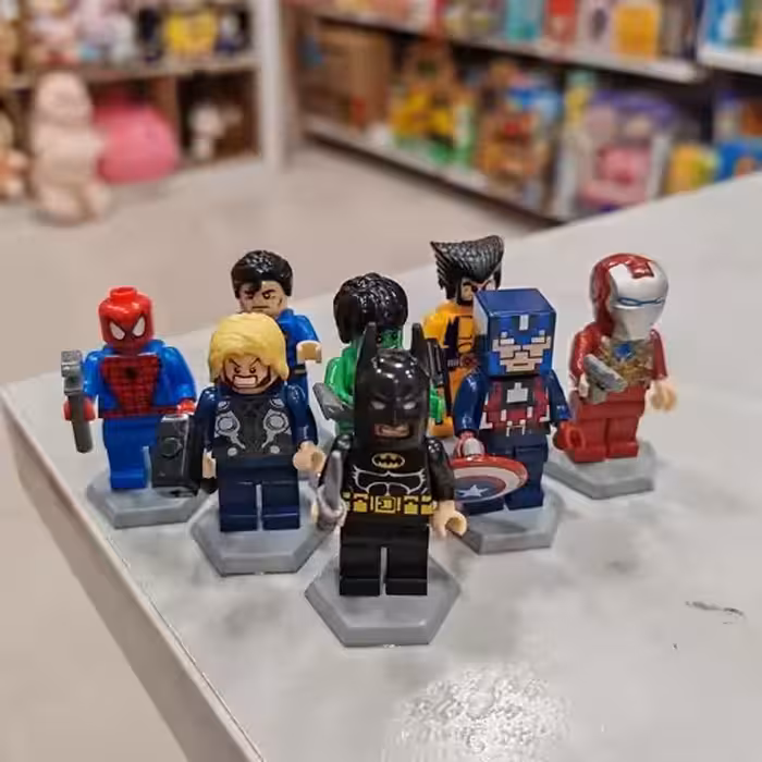 مینی فیگور لگو قهرمانان پایه دار