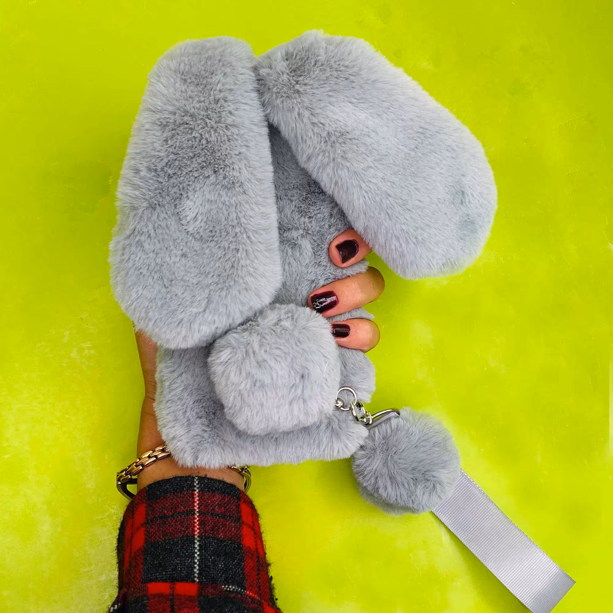 کاور مدل خرگوشی پشمالو مناسب برای گوشی موبایل شیائومی Mi Note 10 / Note 10 Pro به همراه بند