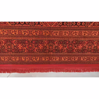 فرش ماشینی زمرد مشهد مدل کهنه نما زمینه لاکی