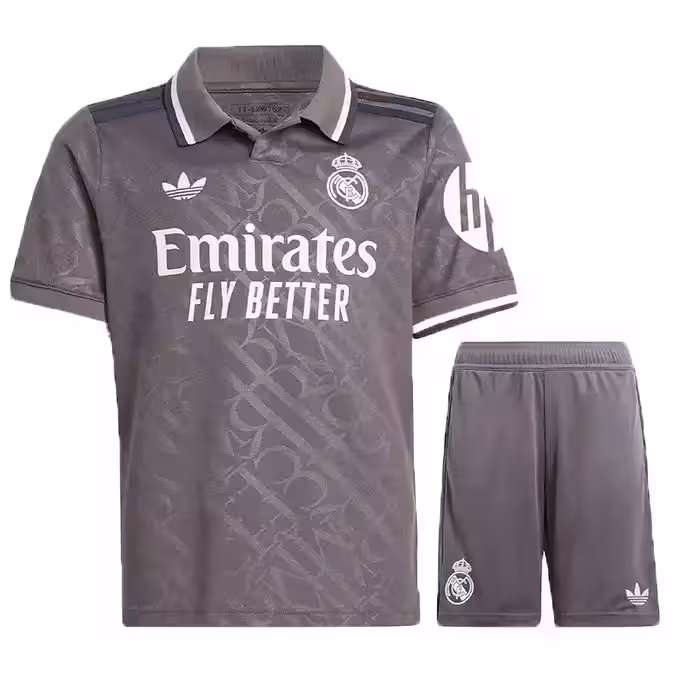 کیت سوم بچه گانه رئال مادرید 2025 تایلندی با لوگوی دوختی