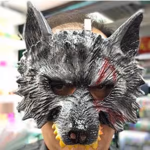 نقاب گرگ نیمه