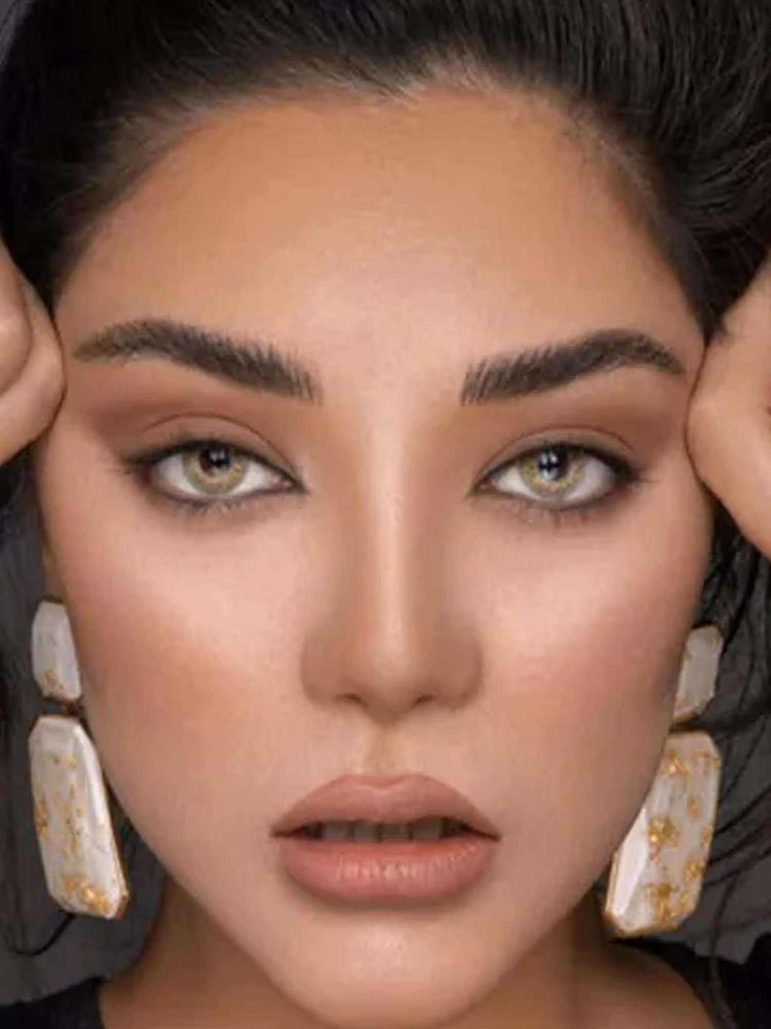 لنز رنگی سالانه يلو براون polyvue yellow brown
