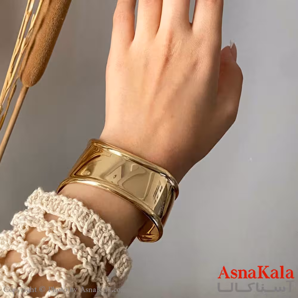 بنگل زنانه پهن طلایی فشن کد DSB181517W