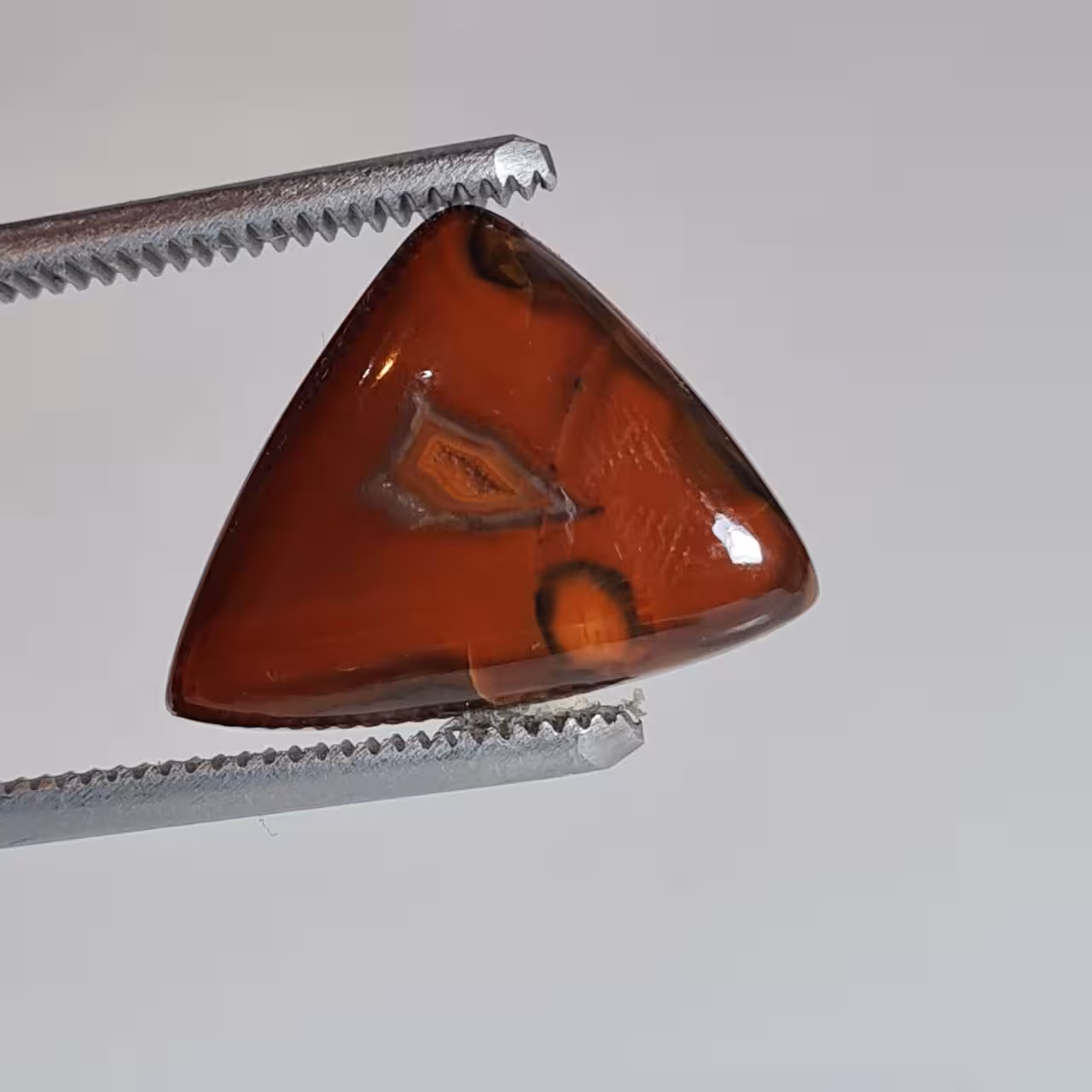 نگین طبیعی عقیق با تراش خاص 5881