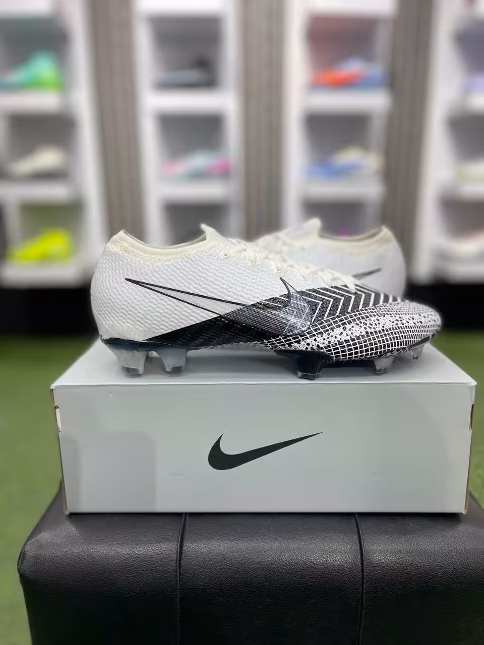 کفش فوتبال‌نایک مرکوریال 003 سفید  NIKE MERCURIAL 003