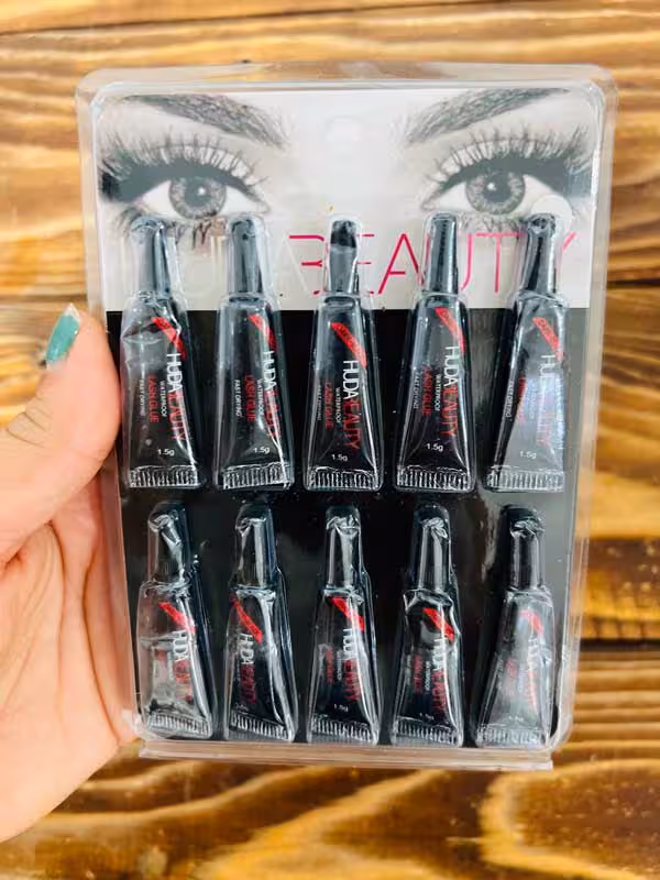 چسب مژه هدی بیوتی