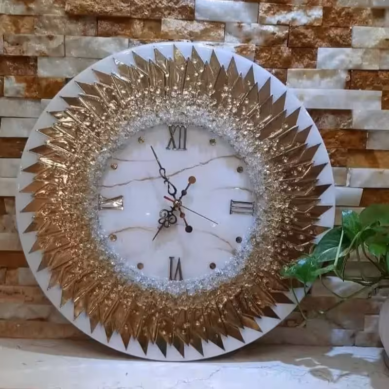 ساعت دیواری خاص