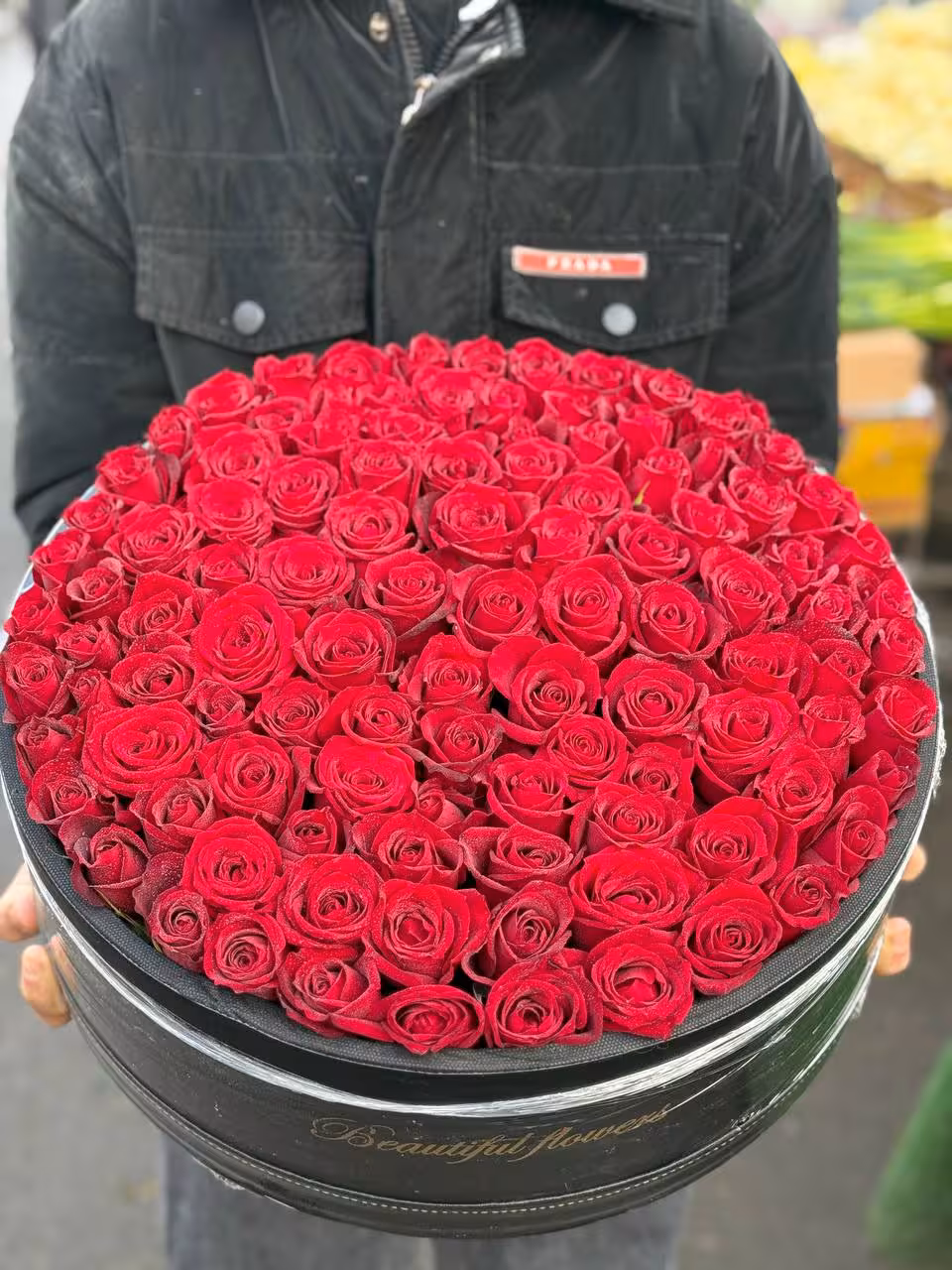 باکس گل 100شاخه