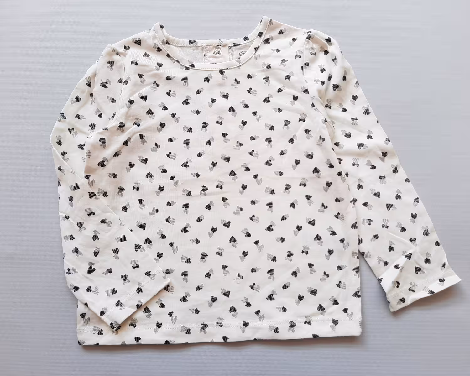 بلوز تمام چاپ قلب مشکی نقره ای