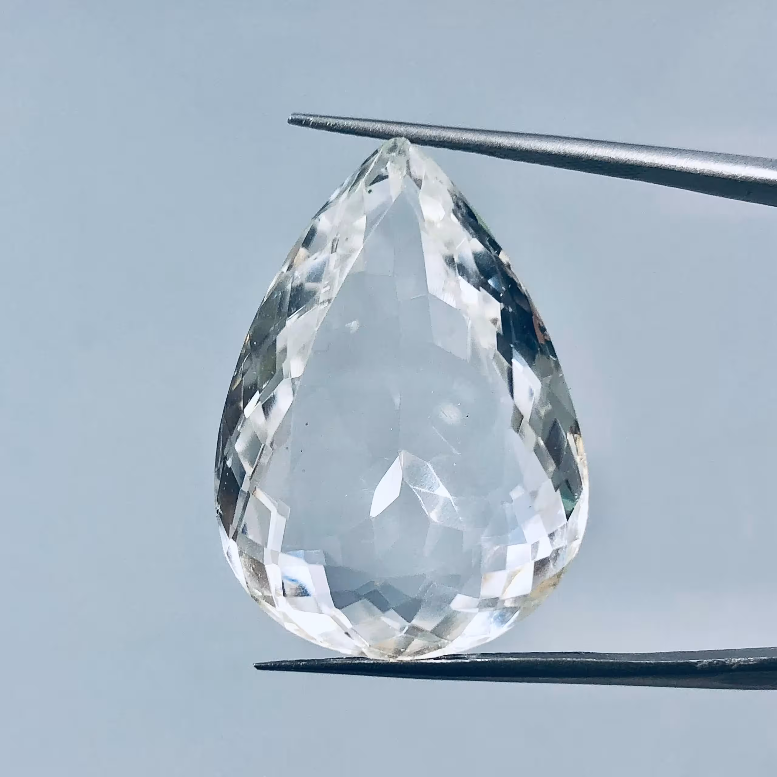 سنگ کوارتز اشکی درشت 251129