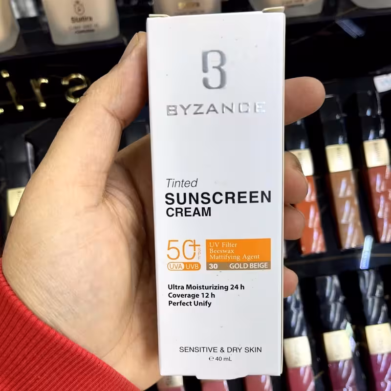 30 خشک ضد افتاب رنگی بیزانس تحت لیسانس فرانسهSpf 50Gold beige (30)پوست حساس و خشکماندگاری 12 ساعته بصورت مات روی پوست | amazonchi