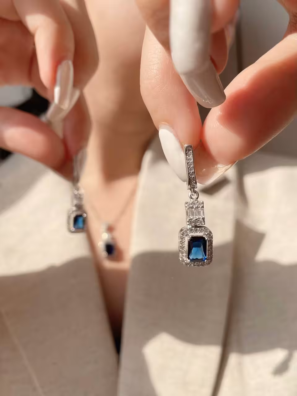 نیمست یاقوت کبود نقره امرالدکات جواهری کد 00079