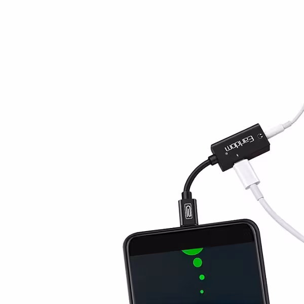 تبدیل هندزفری ایفون تبدیل شارژر و هندزفری اپل مدل ارلدام Lightning Cable 2in1 Earldom AUDIO CONVERTER EARLDOM ET-OT32i