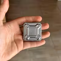 محافظ نور تراز لیزری مدل 4 بعدی