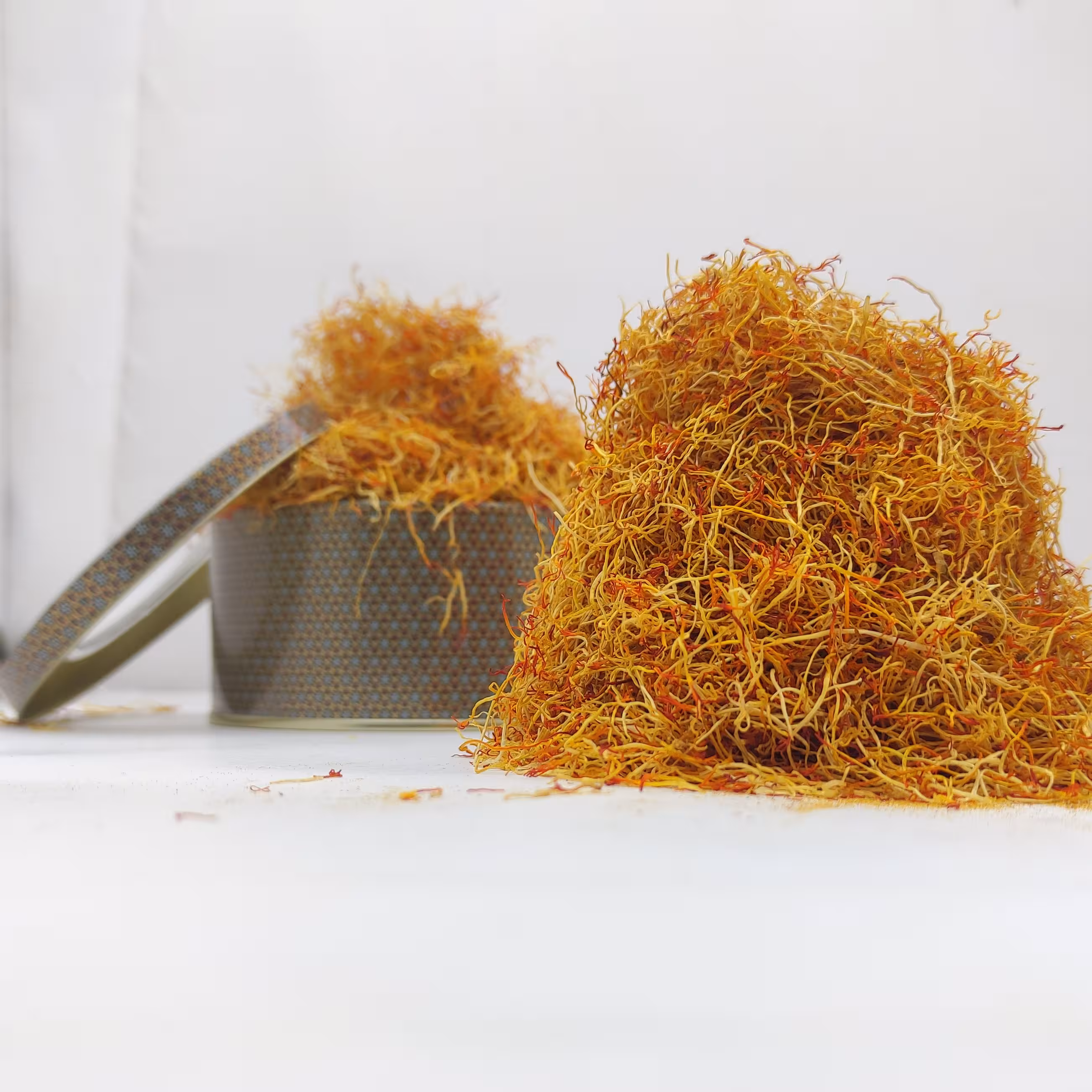 ریشه زعفران خواص یک مثقالی زعفرانیه