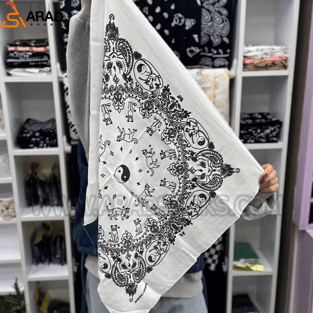 باندانا گربه سفید