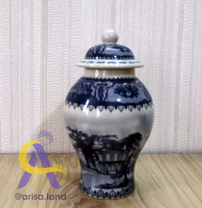 کاپ گلدان درب دار