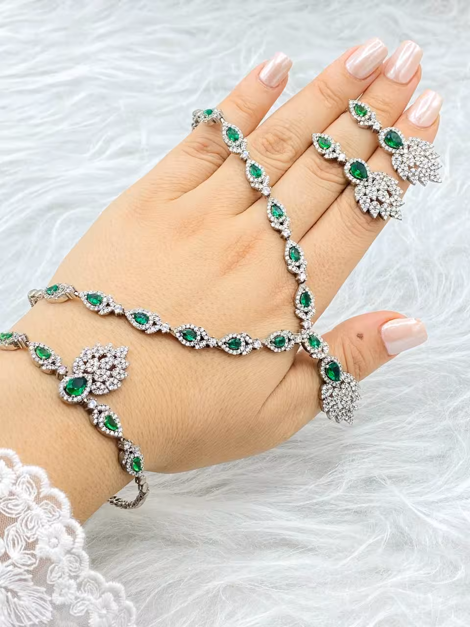 سرویس نقره یاقوت زمرد جواهری زنانه کد 60023