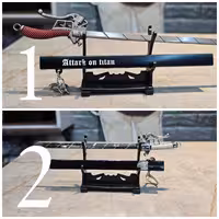 کاتانا انیمه اتک آن تایتان