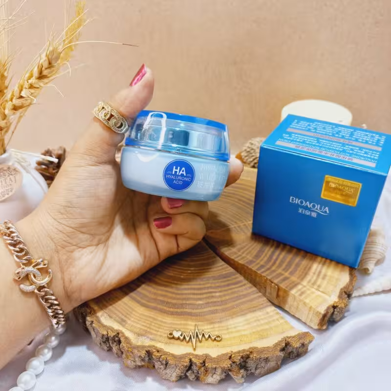 کرم روز مرطوب کننده هیالورونیک اسید بیوآکوا BIOAQUA کد BQY3955
