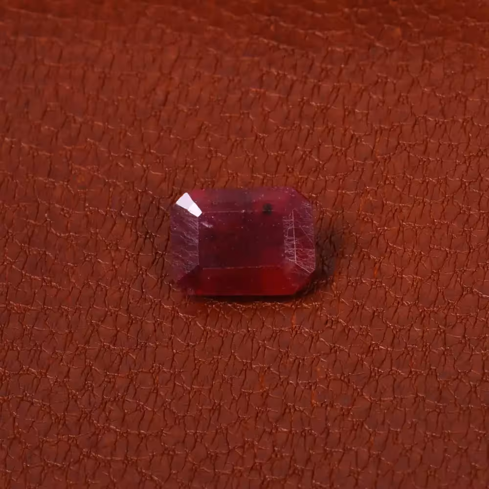 نگین یاقوت سرخ کد 30081 - جواهری مشاهیر