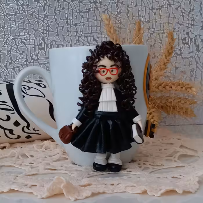 ماگ مدل دختر عروسکی A305