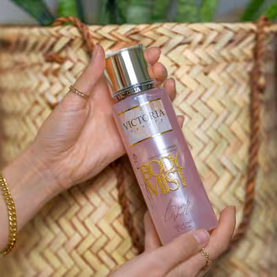 بادی اسپلش زنانه ویکتوریا بیوتی مدل بامشل حجم 250 میلی لیتر