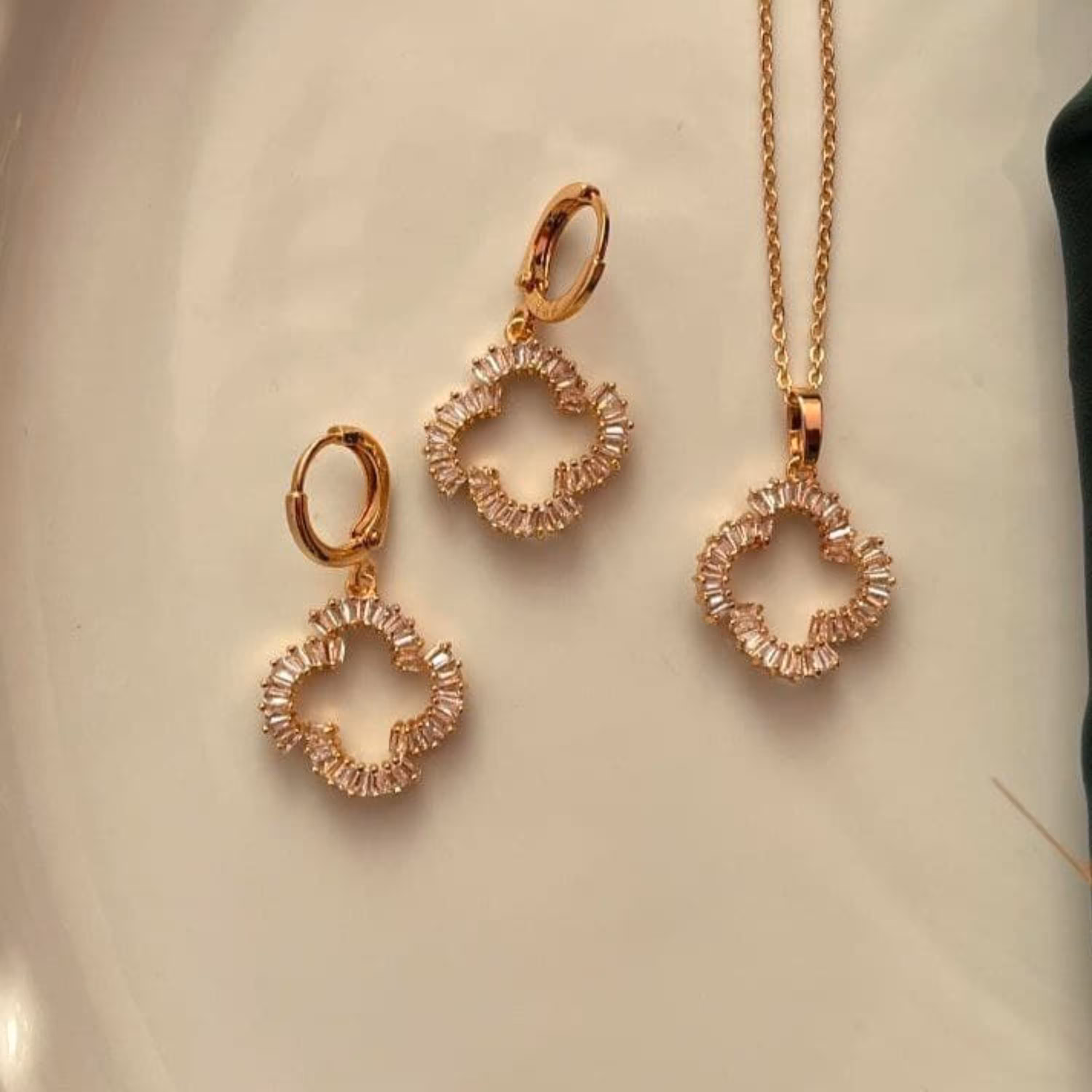 نیم ست ysx مدل نگین دار