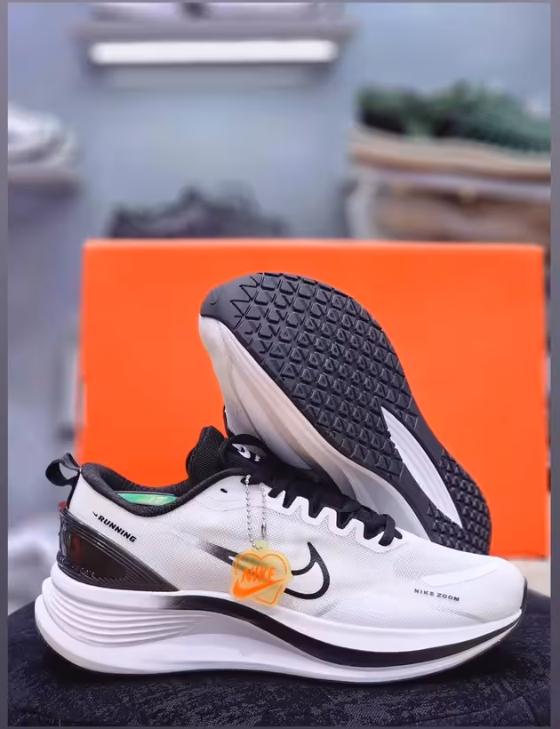 کتونی نایک زوم رانینگ  /Nike zoom running / سایز38 تا 45/ست جذاب /فروش عمده و تک