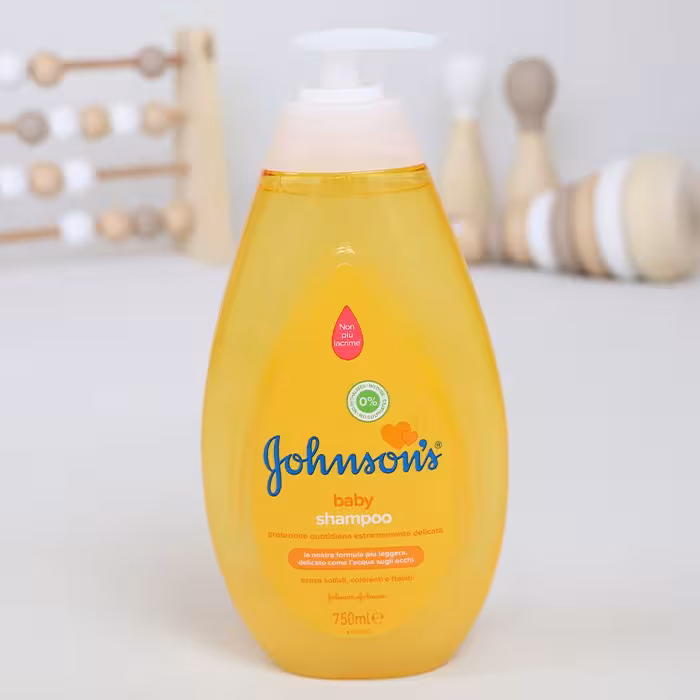 شامپو سر جانسون 750 میل johnsons