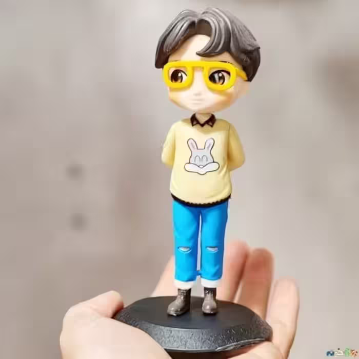 اکشن فیگور ناب سل مدل پسر جی-هوپ (J-Hope)  15 سانت