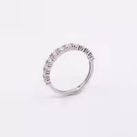 انگشتر نگین کاری شده طلا طرح حلقه