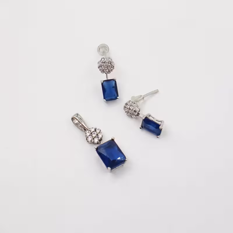 نیم ست نگین دار طلا