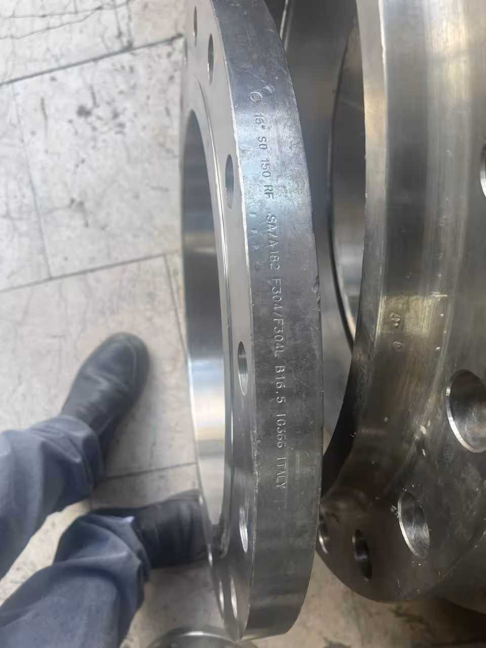 فلنج اسلیپ ان 16 اینج کلاس 150 ریس فیس SA 182F304/304L