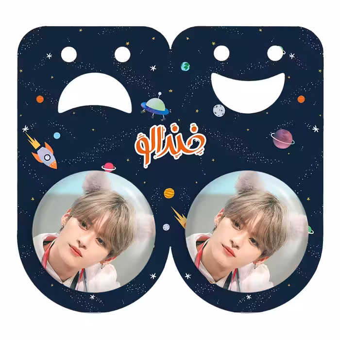 پیکسل خندالو مدل لی نو گروه استری کیدز Stray Kids کد 11858 به همراه مگنت